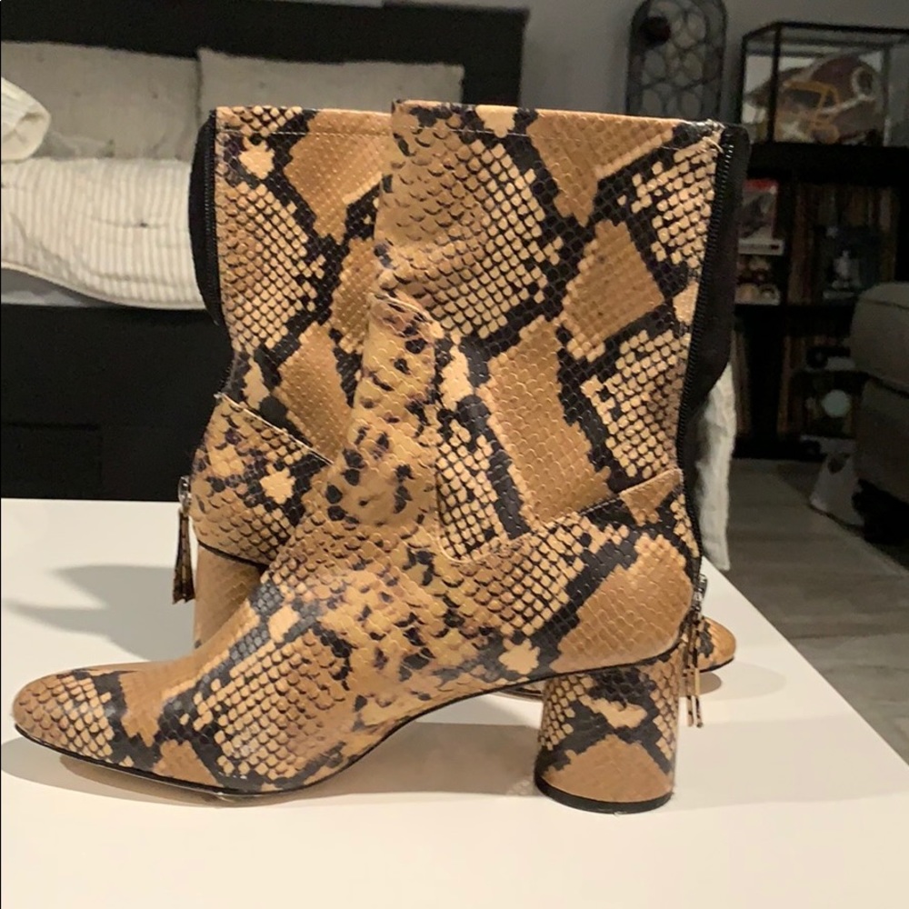 Zara boots